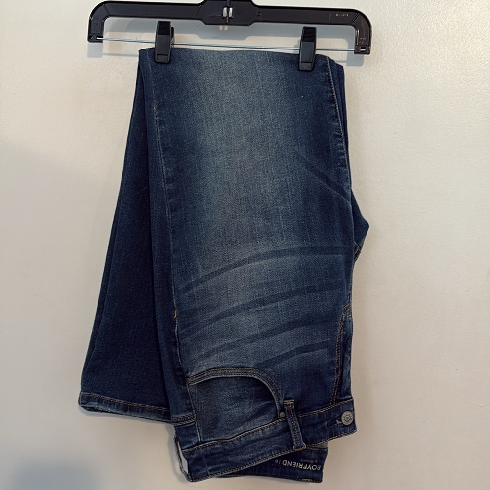 Chico’s The Platinum Distressed Boyfriend Jeans Chico’s 0 = 4 - Picture 8 of 9